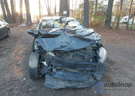 2019 Toyota Yaris Le z USA, uszkodzony, nr VIN 3MYDLBYV3KY507649